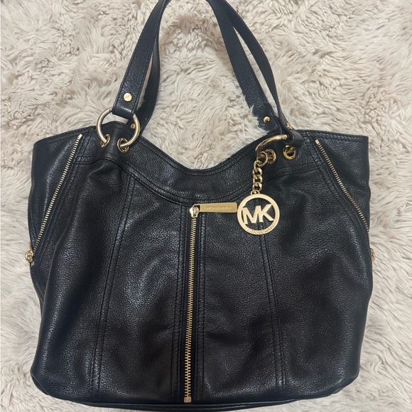 Michael Kors Black Leather Shoulder Bag - Picture 1 of 6
